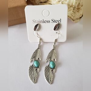 ❗5/$10❗  Feather design Turquoise dangle earrings with studs, NWT